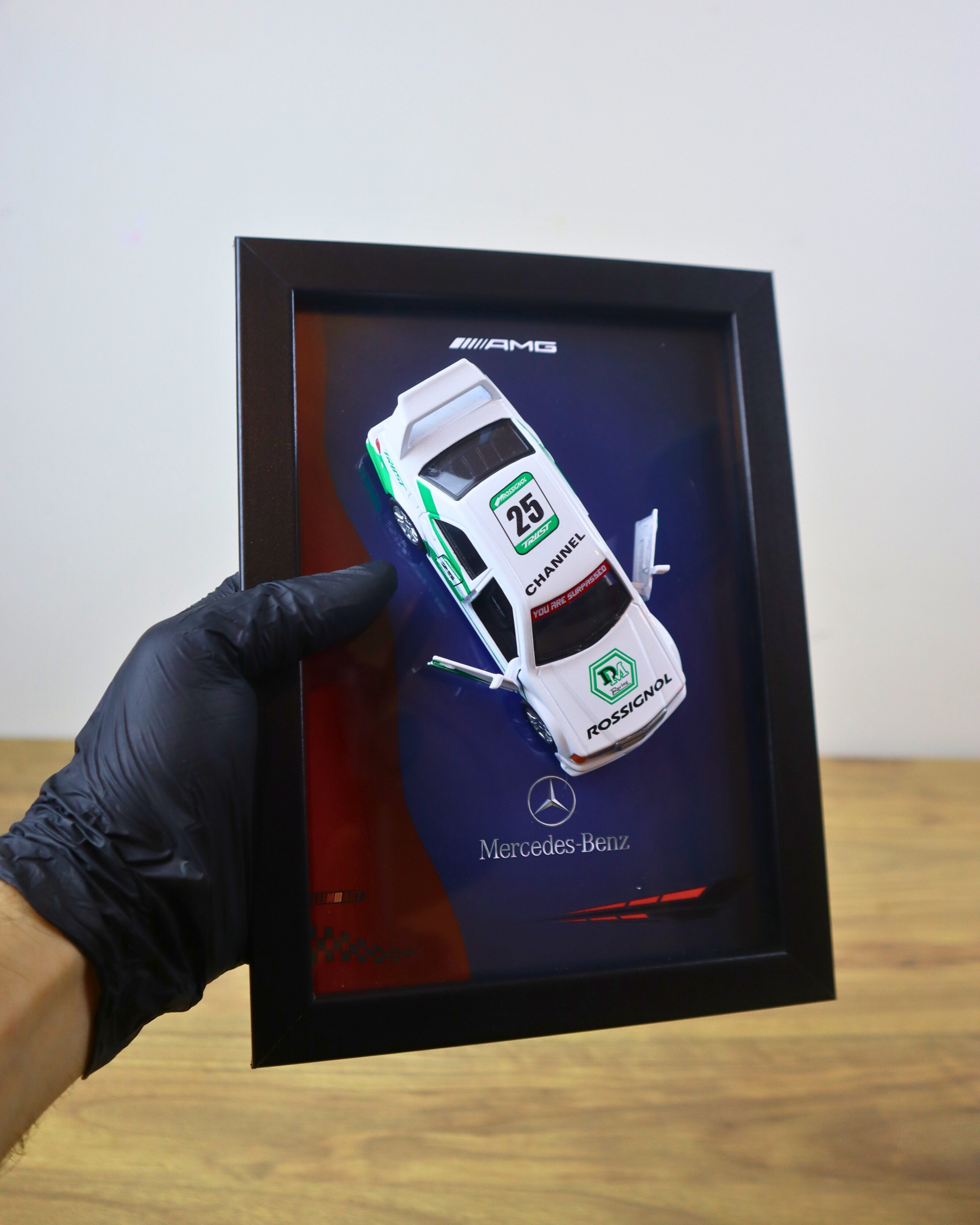 Mercedes-Benz 190E DTM Diecast Yarış Arabası Tablo 15 x 21