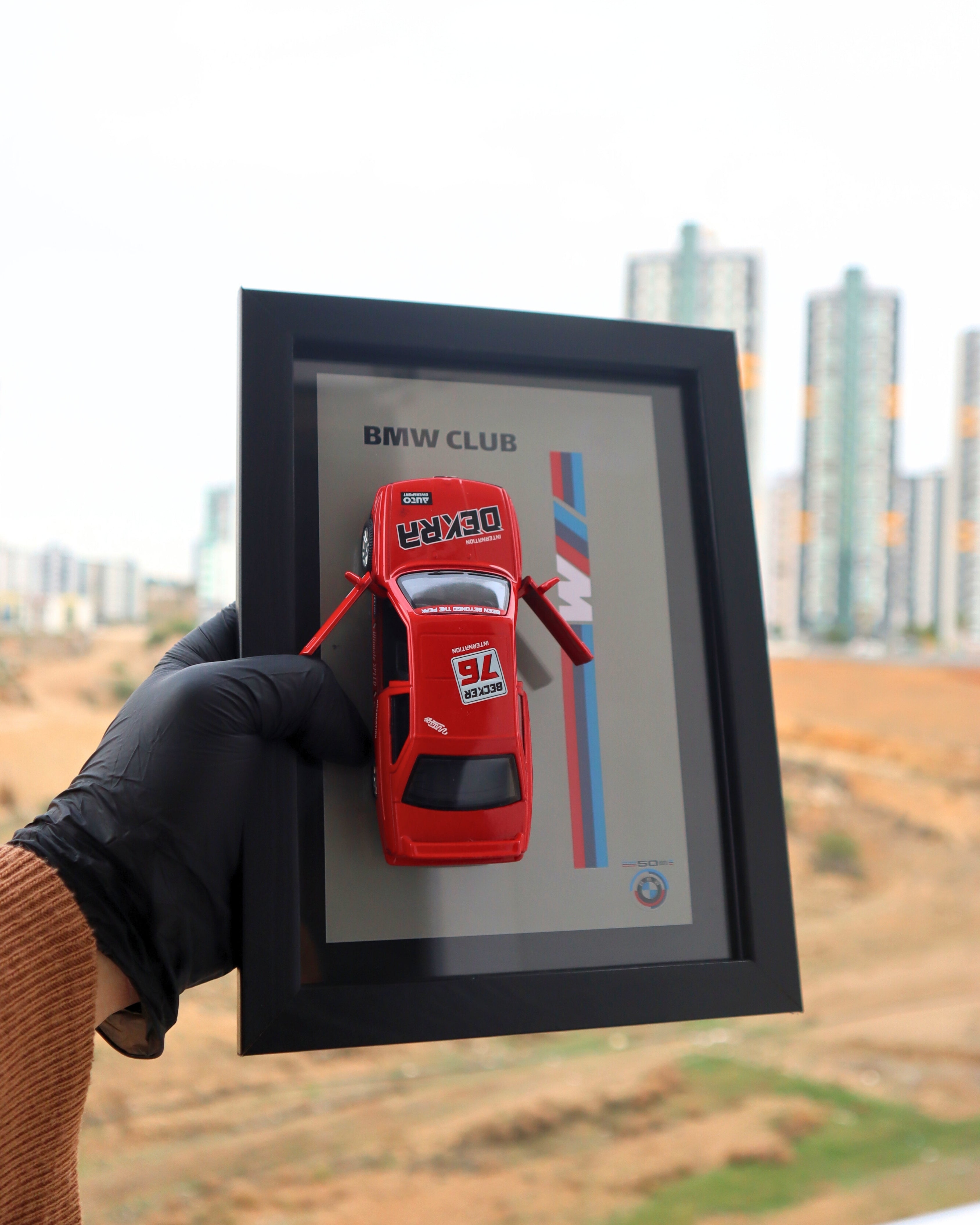 BMW E30 DTM DEKRA #76 Diecast Model Araba Tablo 15x21 cm