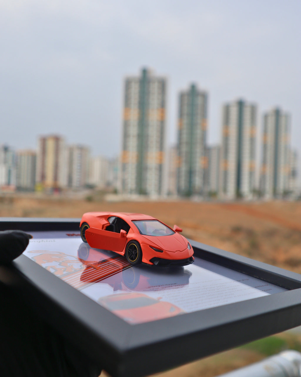 Lamborghini Huracán Turuncu Diecast Model Araba Tablo 15x21