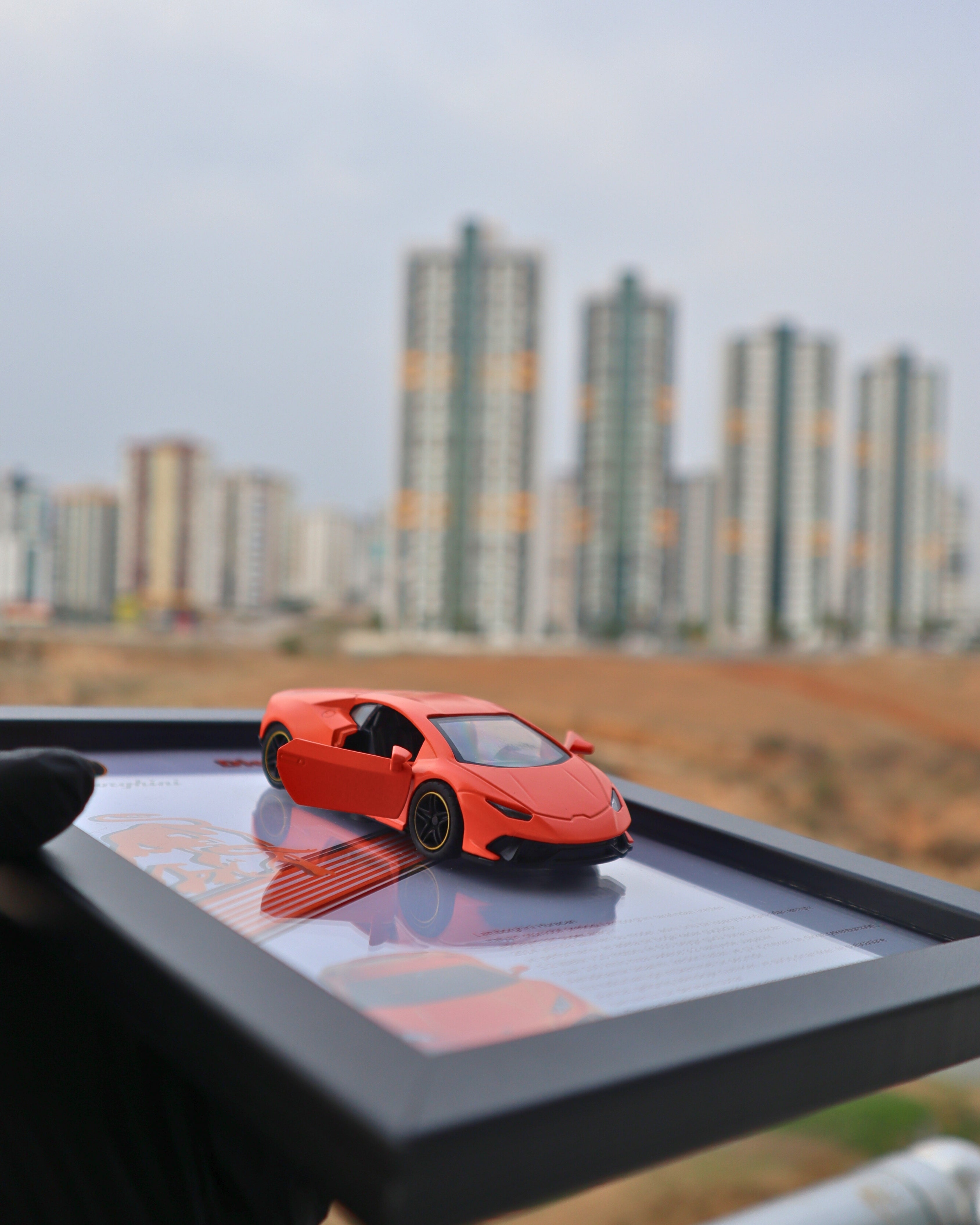 Lamborghini Huracán Turuncu Diecast Model Araba Tablo 15x21