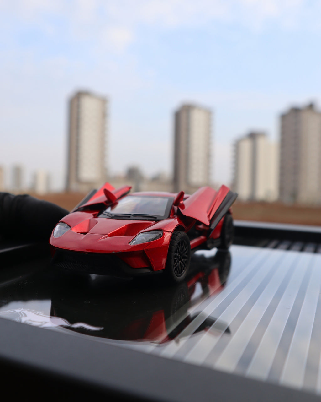 Ford GT Kırmızı Diecast Model Araba Tablo 15x21