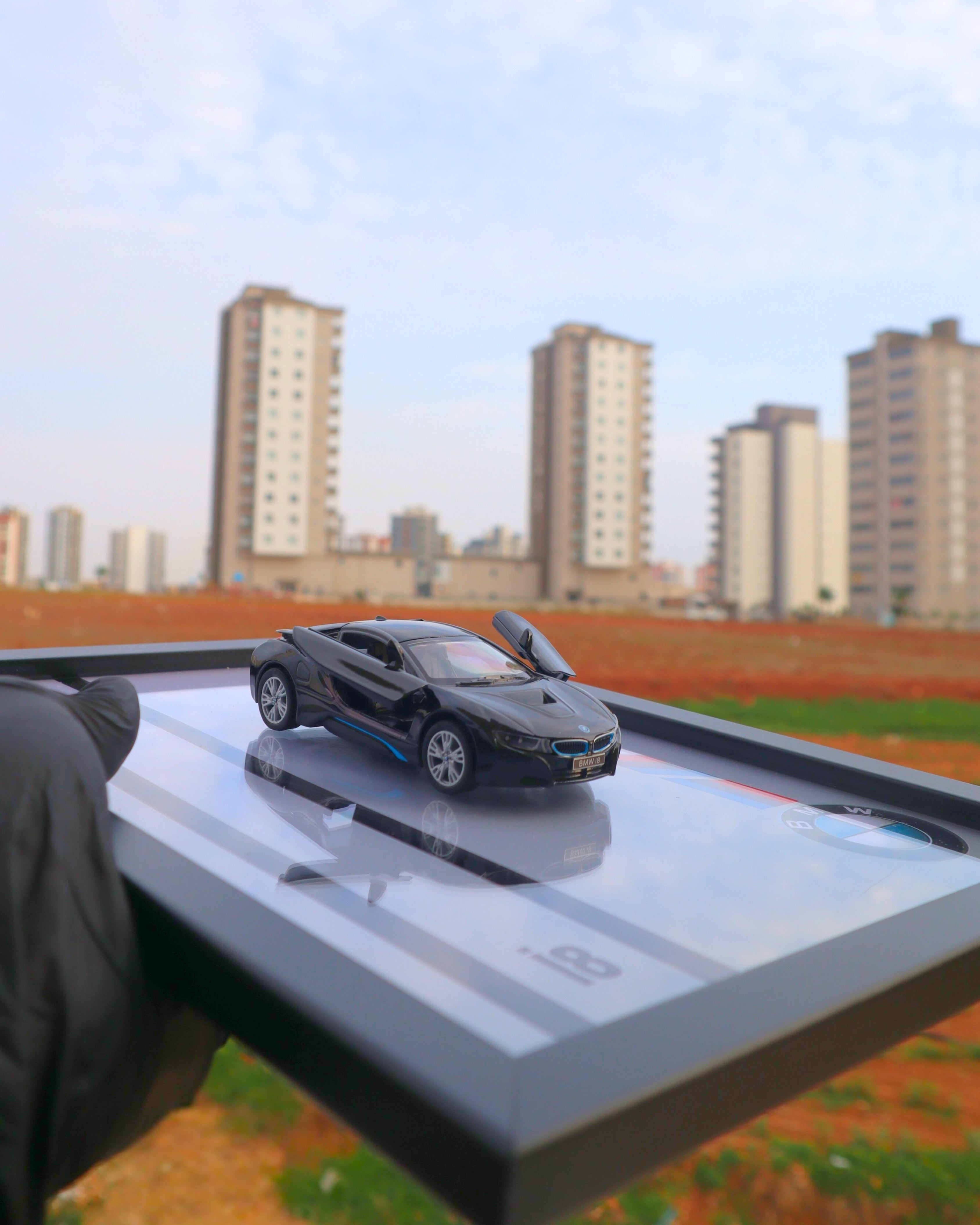 Lisanslı BMW i8 Coupe Diecast Model Araba Koleksiyon Tablosu - 21x30